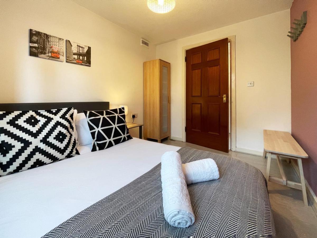 Jessica'S Place At Whitechapel Лондон Экстерьер фото
